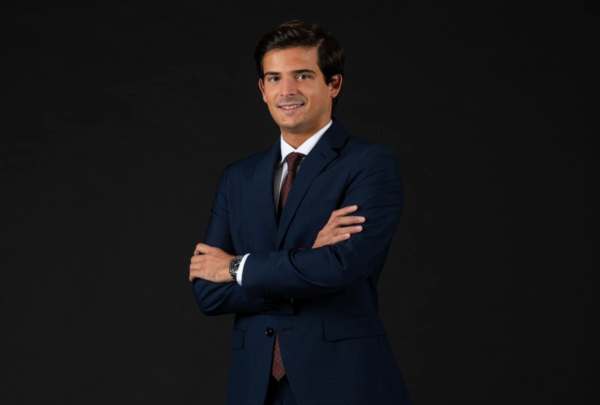 Manuel César Machado - Associado